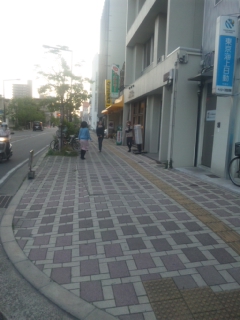 縄跳び止めません。_f0172895_0191699.jpg