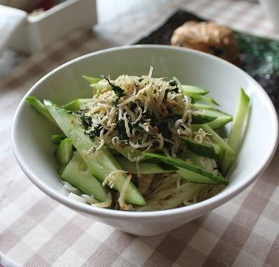 紫蘇ジャコふりかけ~丼麺_a0048852_1831245.jpg