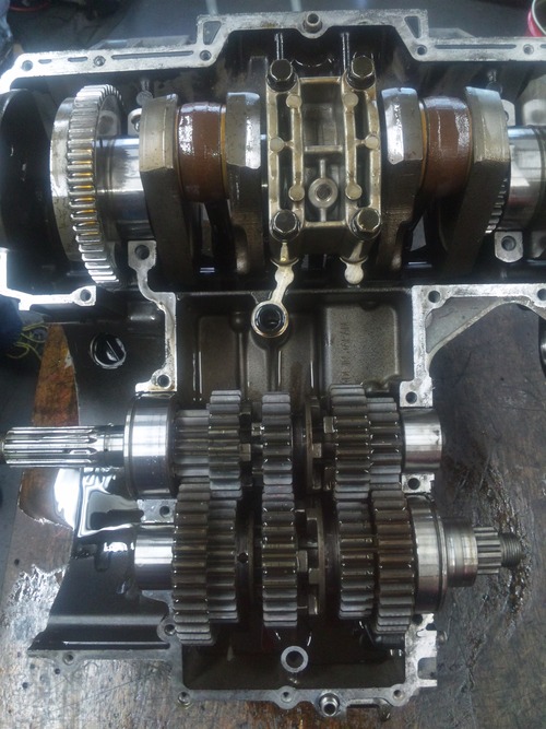 GPZ1100Fエンジンオーバーホールでござる。その1_a0163159_20531987.jpg