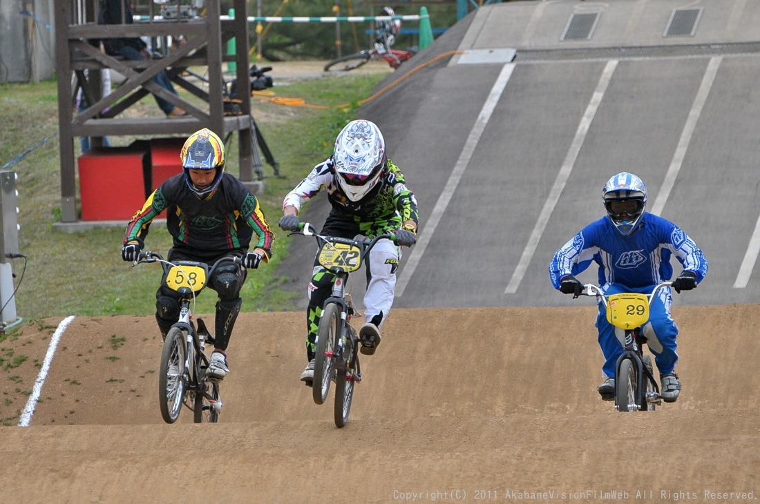 GW遠征 上越遠征日記VOL5：JBMXFシリーズ第4戦/UCI BMX JAPAN SERIES ROUND4年齢別決勝_b0065730_18235418.jpg