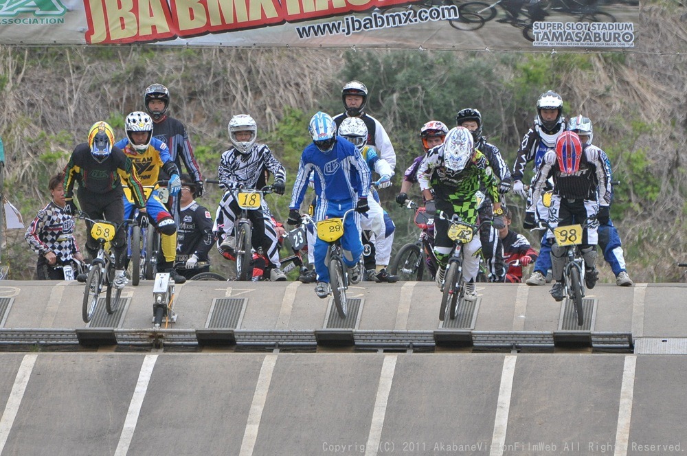 GW遠征 上越遠征日記VOL5:JBMXFシリーズ第4戦/UCI BMX JAPAN SERIES ROUND4年齢別決勝_b0065730_1823721.jpg