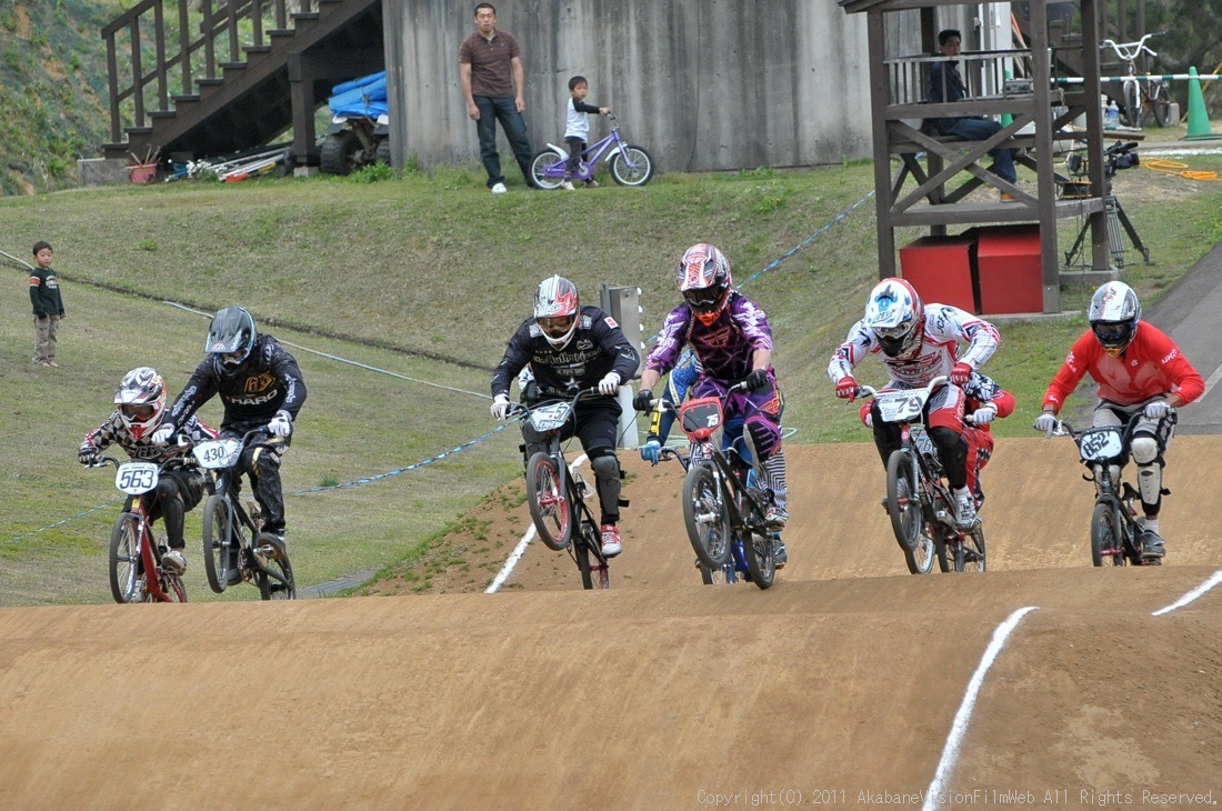  上越遠征日記VOL6：JBMXFシリーズ第4戦/UCI BMX JAPAN SERIES ROUND4ジュニア、エリート決勝_b0065730_19363479.jpg