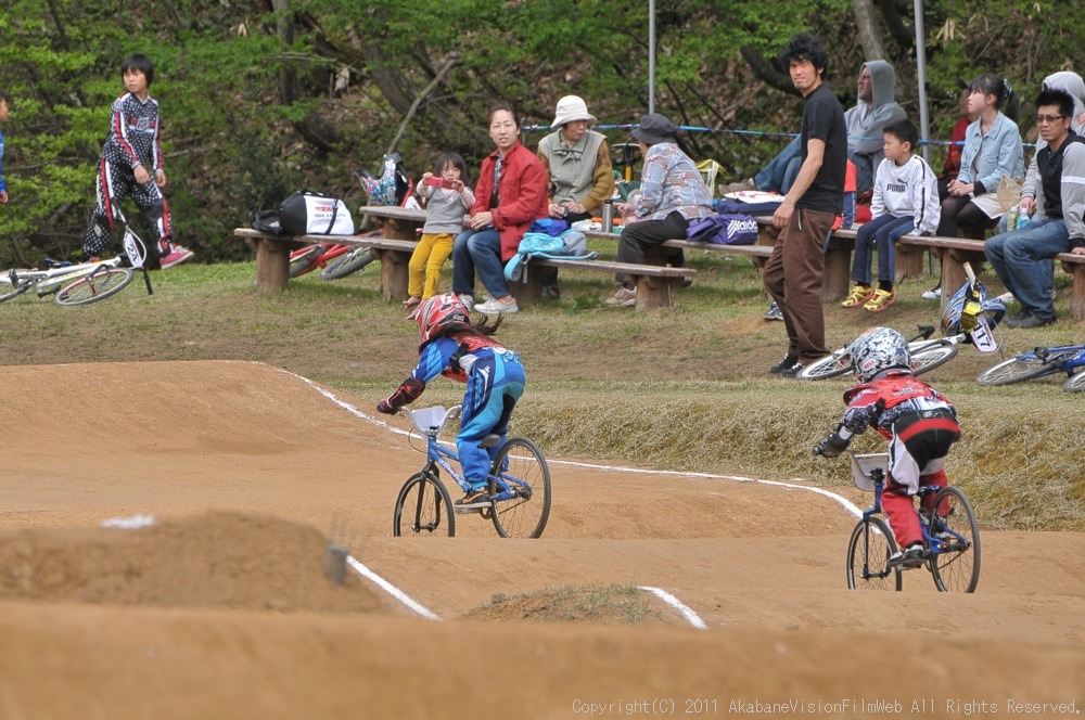 2011中越チャレンジカップVOL2：ビギナー、オープンクルーザー決勝_b0065730_21122969.jpg