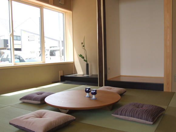 チューモク株式会社様の住宅展示場を 家具コーディネートとディスプレイさせていただきました。_d0224984_23565810.jpg