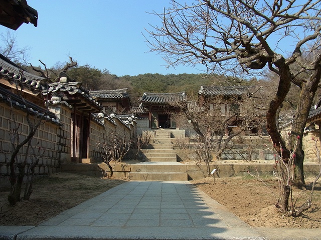 韓国の学問所 陶山書院_d0116009_3474743.jpg