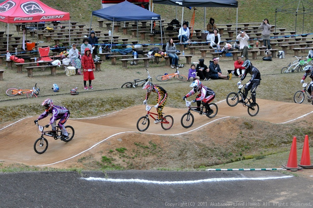 2011中越チャレンジカップVOL10：BMXオープンクラス準決勝_b0065730_20244340.jpg