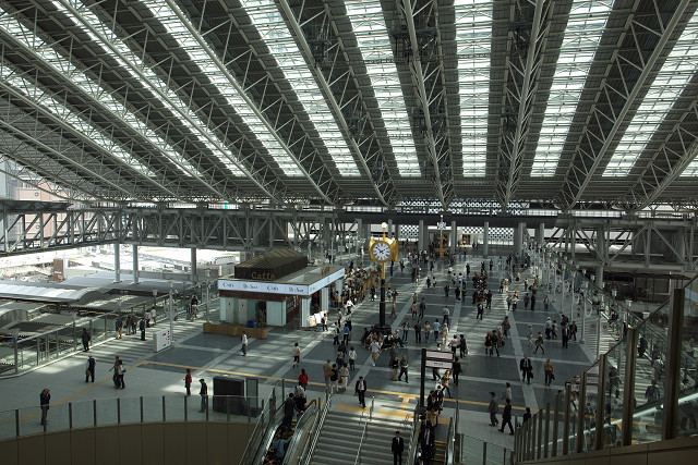 関空？いいえ大阪駅です！_b0160331_16542865.jpg