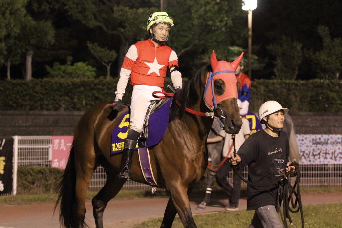 2011年5月9日(月) 高知競馬 10R 第2回 福永洋一記念 その1_a0077663_984035.jpg