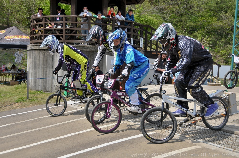 2011中越チャレンジカップVOL13：ノーペダルレース予選〜準決勝_b0065730_2062954.jpg