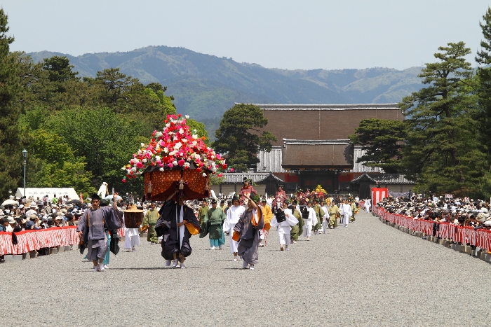 葵祭2010 －京都御苑・本列（後編）－_b0169330_2322121.jpg