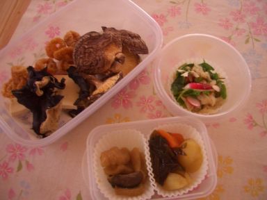 保存食のお助け食材は?・・・「乾物」話題です。_d0029276_16395610.jpg