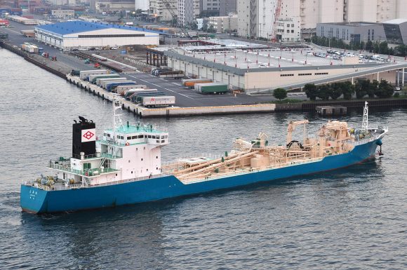 宇部興産海運「立眞丸」_e0158925_23545432.jpg