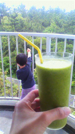 Today\'s green smoothie_a0197526_15563394.jpg