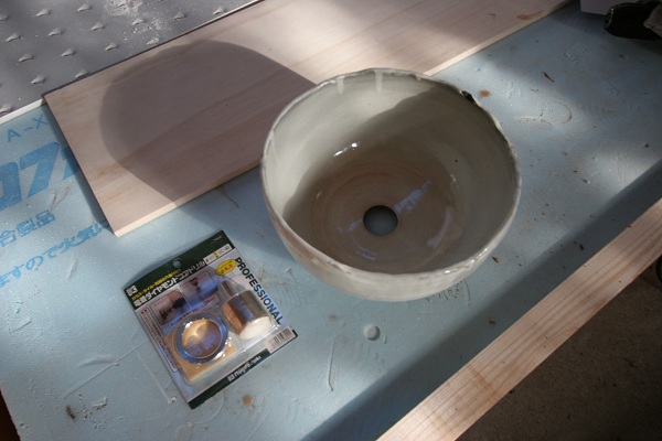 陶器に穴をあけて手洗器として使う クラフトサイエンスの日記
