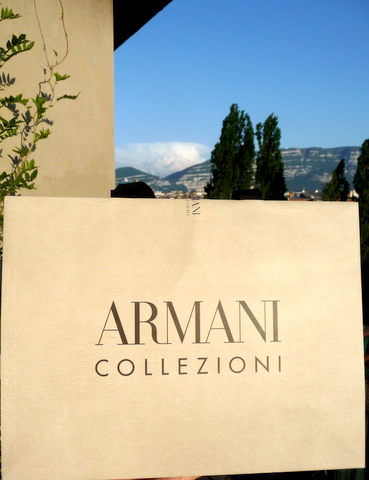 Armani Caffe & Armani Collezioni _c0201334_1113098.jpg
