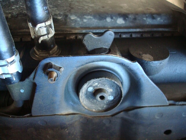 デリカスペースギア　レシーバータンクとオーリング ラジエターホース2本 まとめ デリカ スペースギア メンテナンス その1 ラジエターホース交換