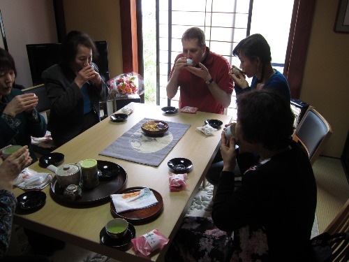 JAPAN TRIP 2011 ~Japanese Style Tea Ceremony~_c0120817_1931312.jpg