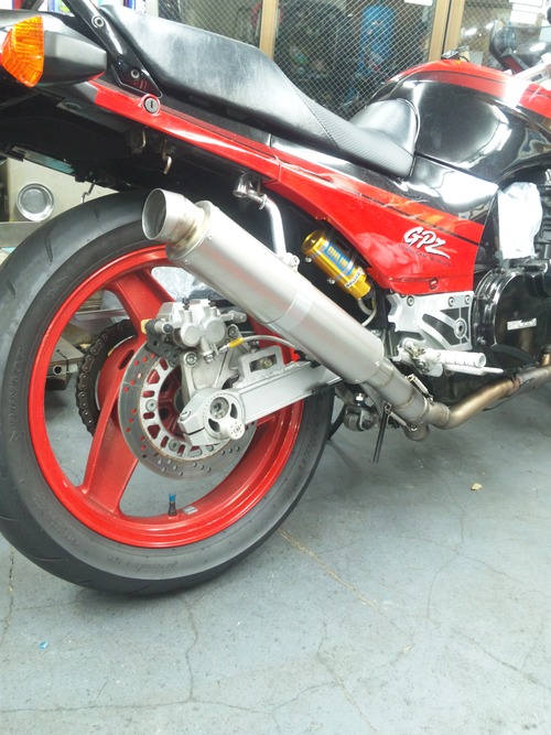 GPZ900RマフラーとダイノジェットKitでござる!・・・その1_a0163159_1415983.jpg