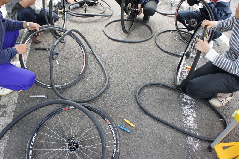 11年5月14日・自転車パンク修理講座受講_c0129671_17561112.jpg