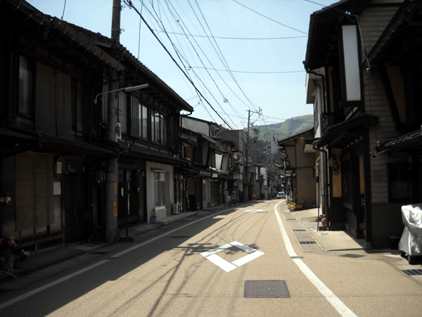 峠を越えて郡上八幡へ_b0000209_2274432.gif