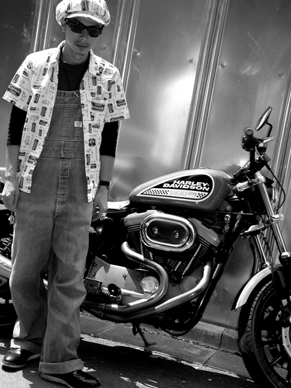 江崎 聡 ＆ Harley-Davidson XL1200S（2011 0426） _f0203027_2034950.jpg