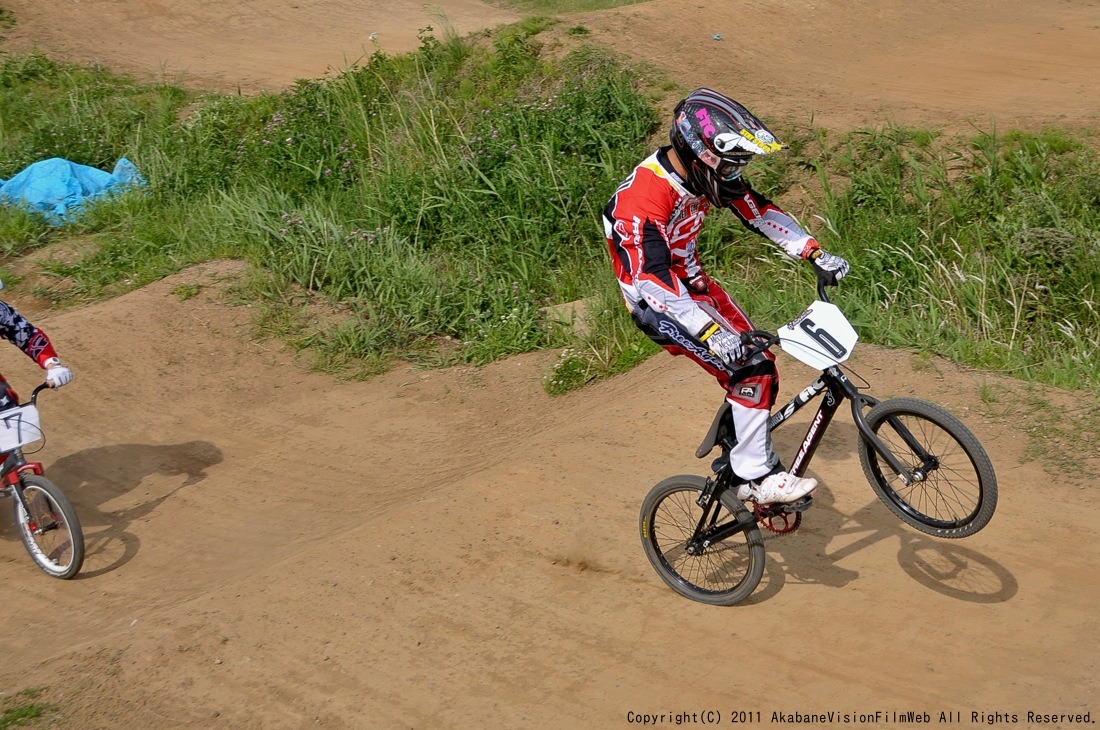 ２０１１JOSF緑山５月定期戦VOL1：BMXエリート決勝　動画アリ_b0065730_20123554.jpg