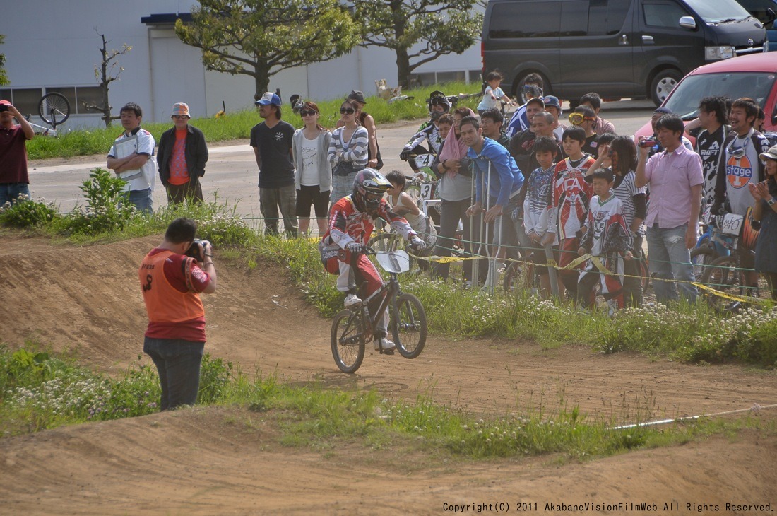 ２０１１JOSF緑山５月定期戦VOL1：BMXエリート決勝　動画アリ_b0065730_20183949.jpg