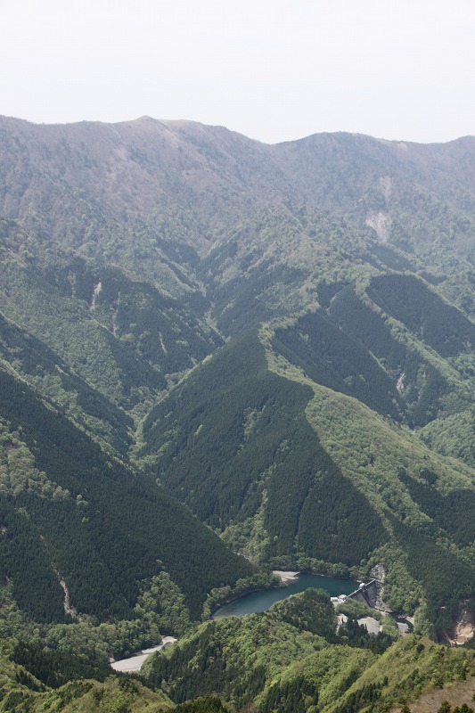 塔の丸（1713m）＆丸笹山（1712ｍ）　徳島県_c0115938_213233.jpg