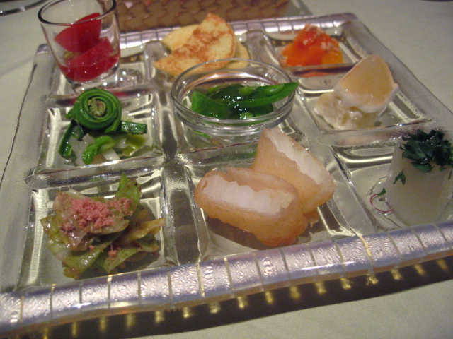 春季休業のお知らせ_a0160153_2340482.jpg