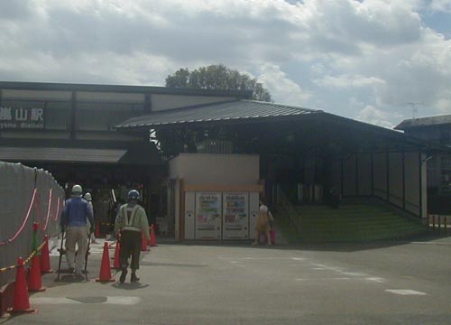●嵐山駅前の変化、その97(売店、円形階段)_d0053294_16552953.jpg