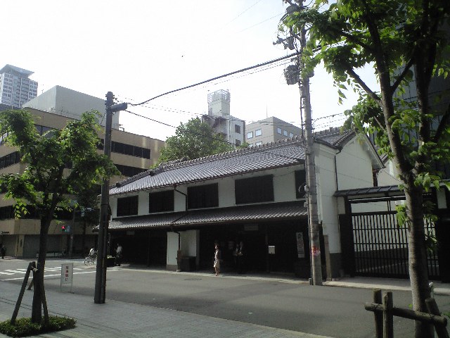 a0194908_1631376.jpg