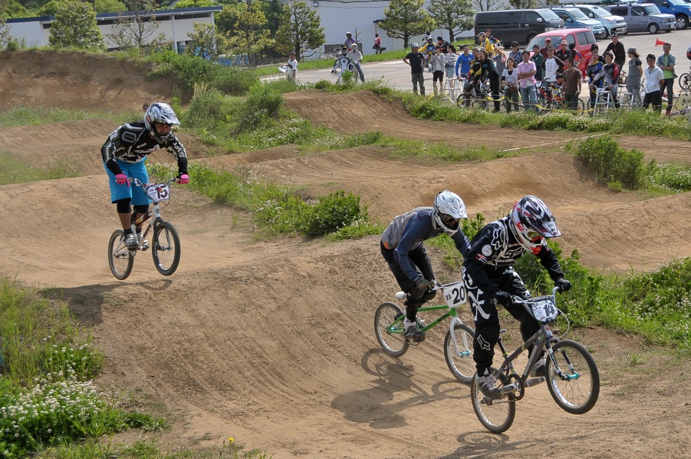 ２０１１JOSF緑山５月定期戦VOL3：BMXマスターズ決勝　動画アリ_b0065730_001579.jpg