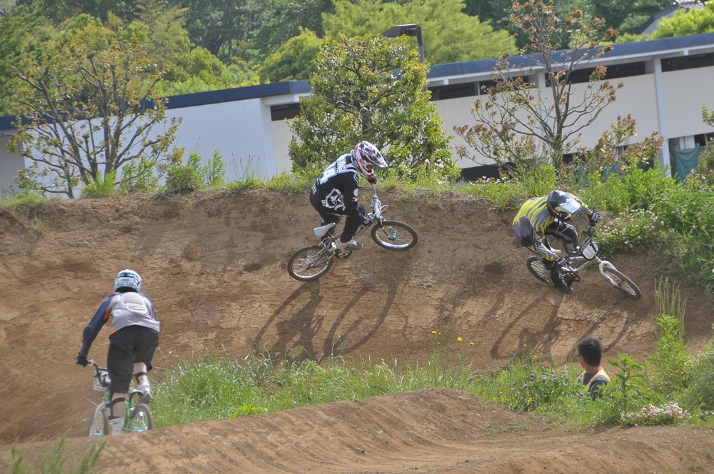 ２０１１JOSF緑山５月定期戦VOL3：BMXマスターズ決勝　動画アリ_b0065730_045739.jpg