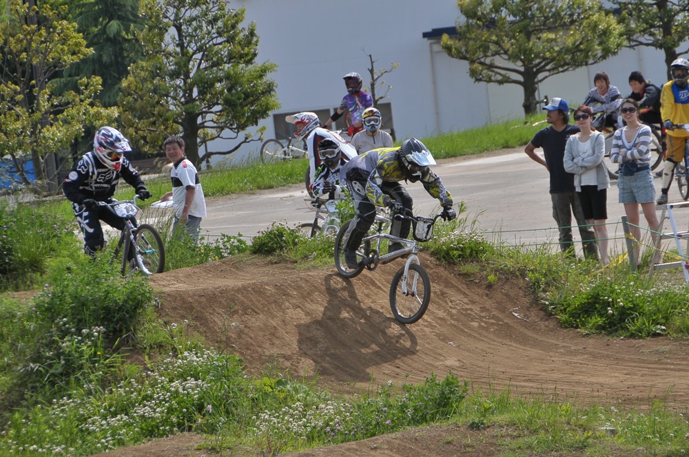 ２０１１JOSF緑山５月定期戦VOL3：BMXマスターズ決勝　動画アリ_b0065730_052121.jpg