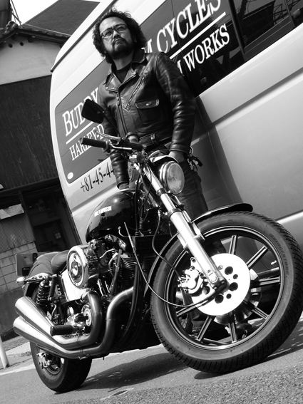 川又 真 ＆ Harley-Davidson FXSB（2011 0415）_f0203027_1124128.jpg