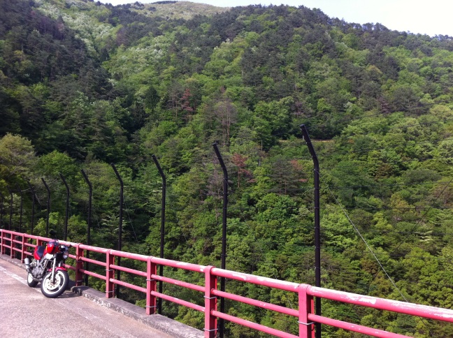 ●錦川清流線をソロツーリングと車窓の旅_a0033733_1814371.jpg