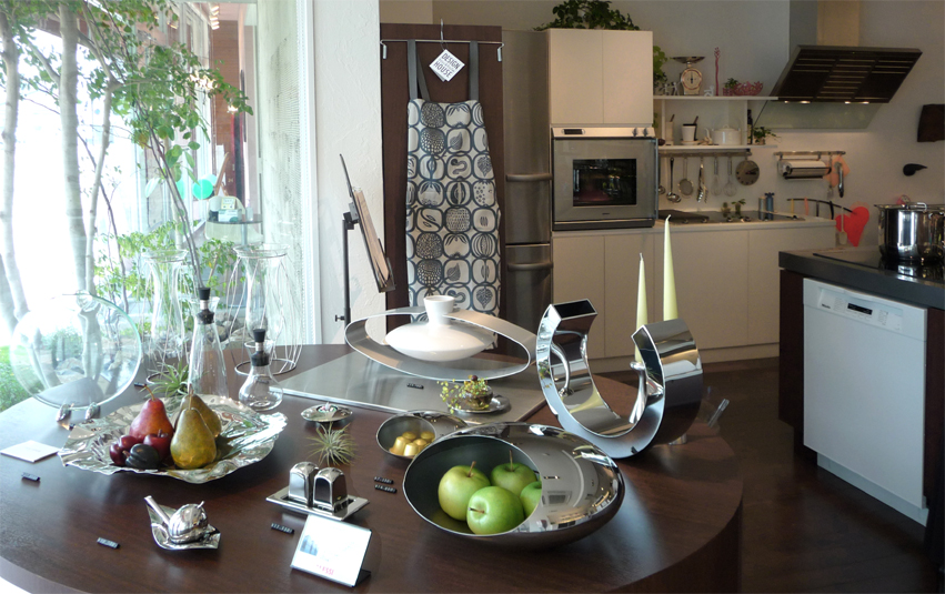 ★お誕生日などのプレゼントに!北欧「DESIGN HOUSE STOCKHOLM」の新商品エプロンが入荷いたしました!_c0156359_2381627.jpg