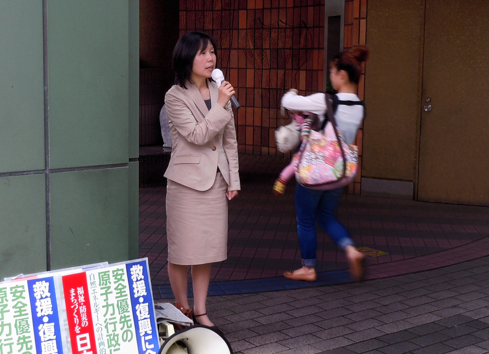 保育園民営化 子どもの立場で検証が必要_b0190576_016817.jpg