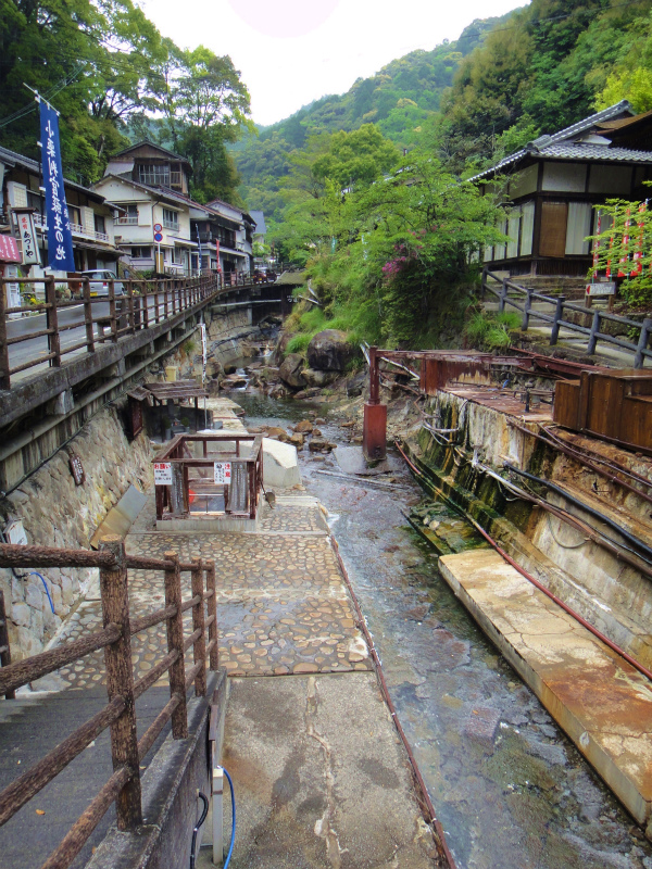 果無山脈ファストパッキング 2011/5/09-10 _b0220886_0185847.jpg