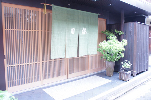 新緑の京都　旅日記（4）　桜田_f0165495_17104323.jpg