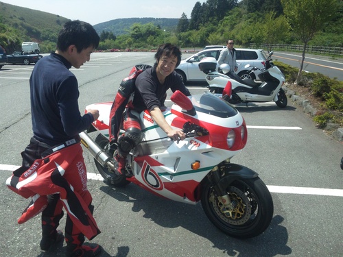 ちょいと箱根まで。_a0163159_1949187.jpg