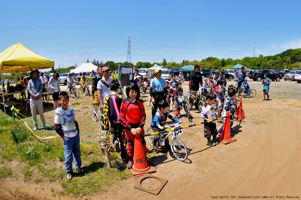 2011JOSF緑山5月定期戦VOL22:コース外の風景_b0065730_18373366.jpg