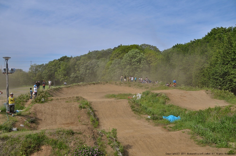 2011JOSF緑山5月定期戦VOL22:コース外の風景_b0065730_1846299.jpg