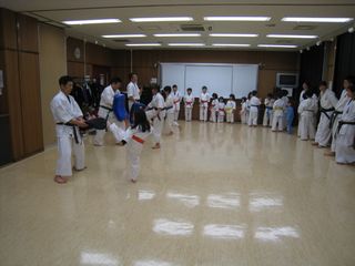 手稲教室 幼年部~壮年部まで楽しく稽古!番外編あり_c0118332_22133477.jpg