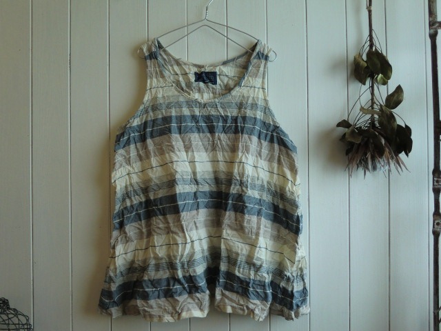 木工品再入荷とお洋服。_a0164280_236395.jpg