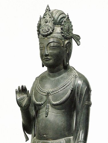 法隆寺大宝物殿で白鳳期の傑作「夢違観音」を拝す : 夢違い
