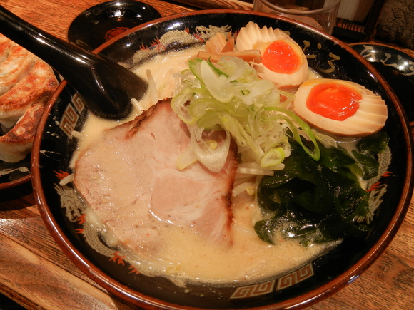 ひむろ　の　ラーメン_a0123331_2142514.jpg