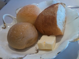 昨日のランチ、昨年のブログ開始に・・_d0165645_13385326.jpg