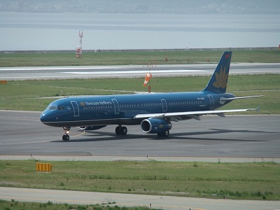 関西国際空港で飛行機三昧_e0173645_82380.jpg