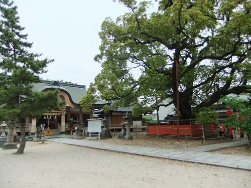 法隆寺の鎮守社「龍田神社」に参拝_f0120102_931080.jpg